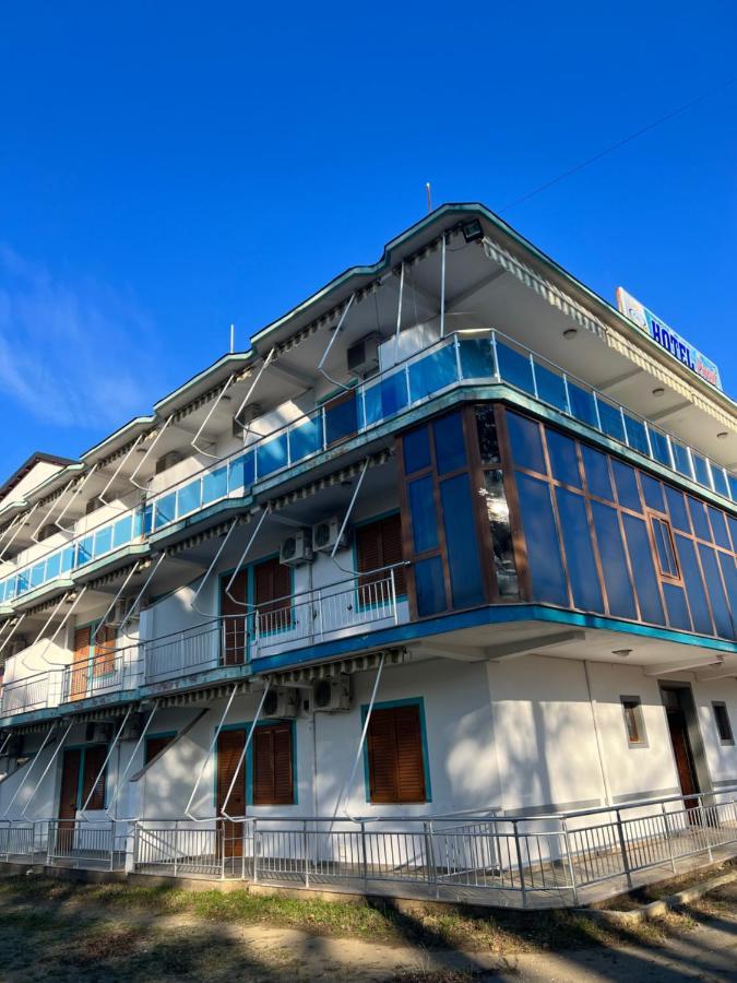 Kamberi Hotel & Apartments 2 Велипойе Экстерьер фото