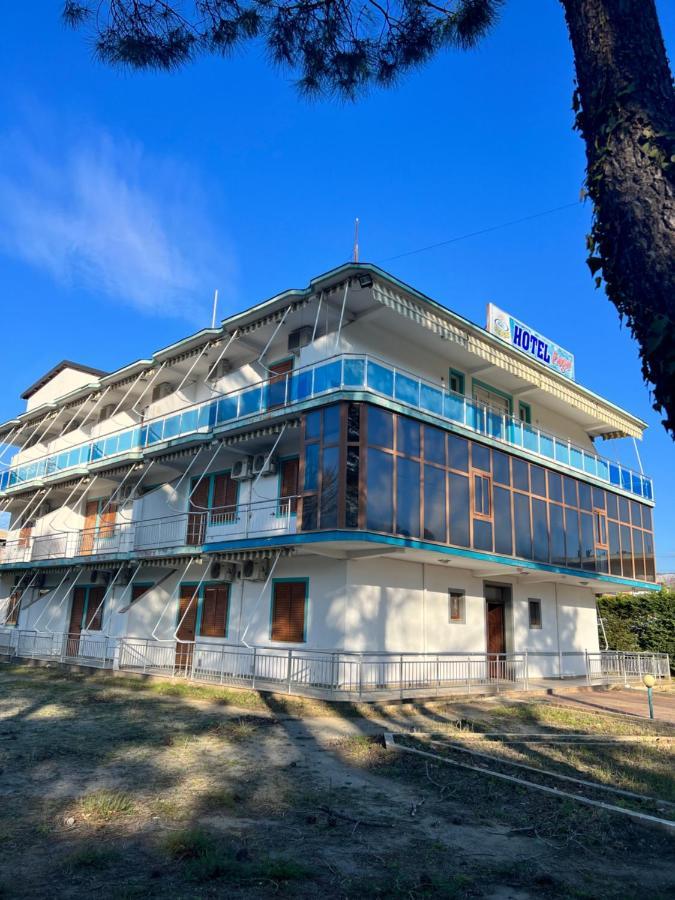 Kamberi Hotel & Apartments 2 Велипойе Экстерьер фото