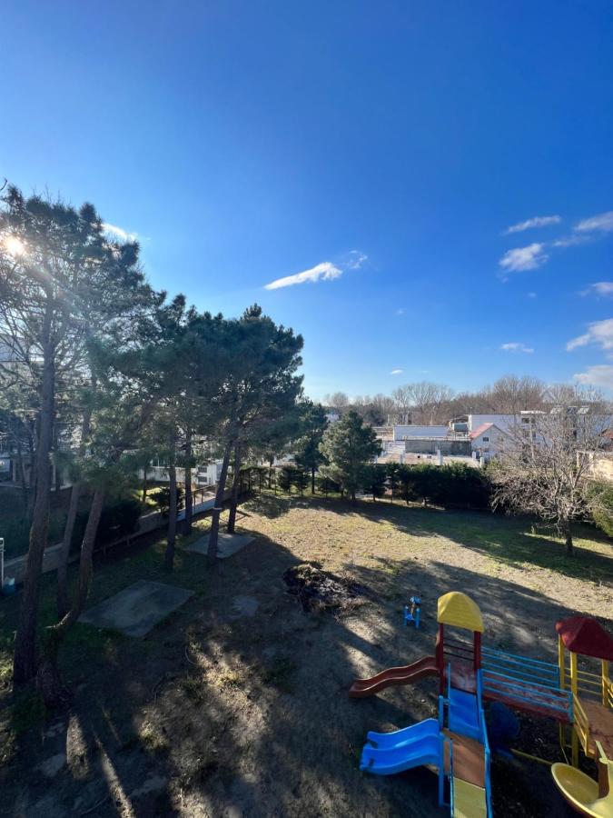 Kamberi Hotel & Apartments 2 Велипойе Экстерьер фото